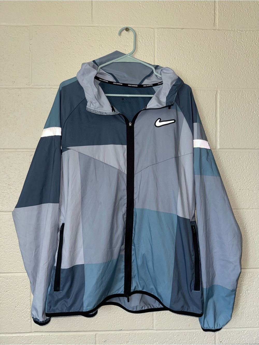Nike Windrunner Patchwork Wild Run Sz XL Running Jacket Hoodie Runner Blue RARE